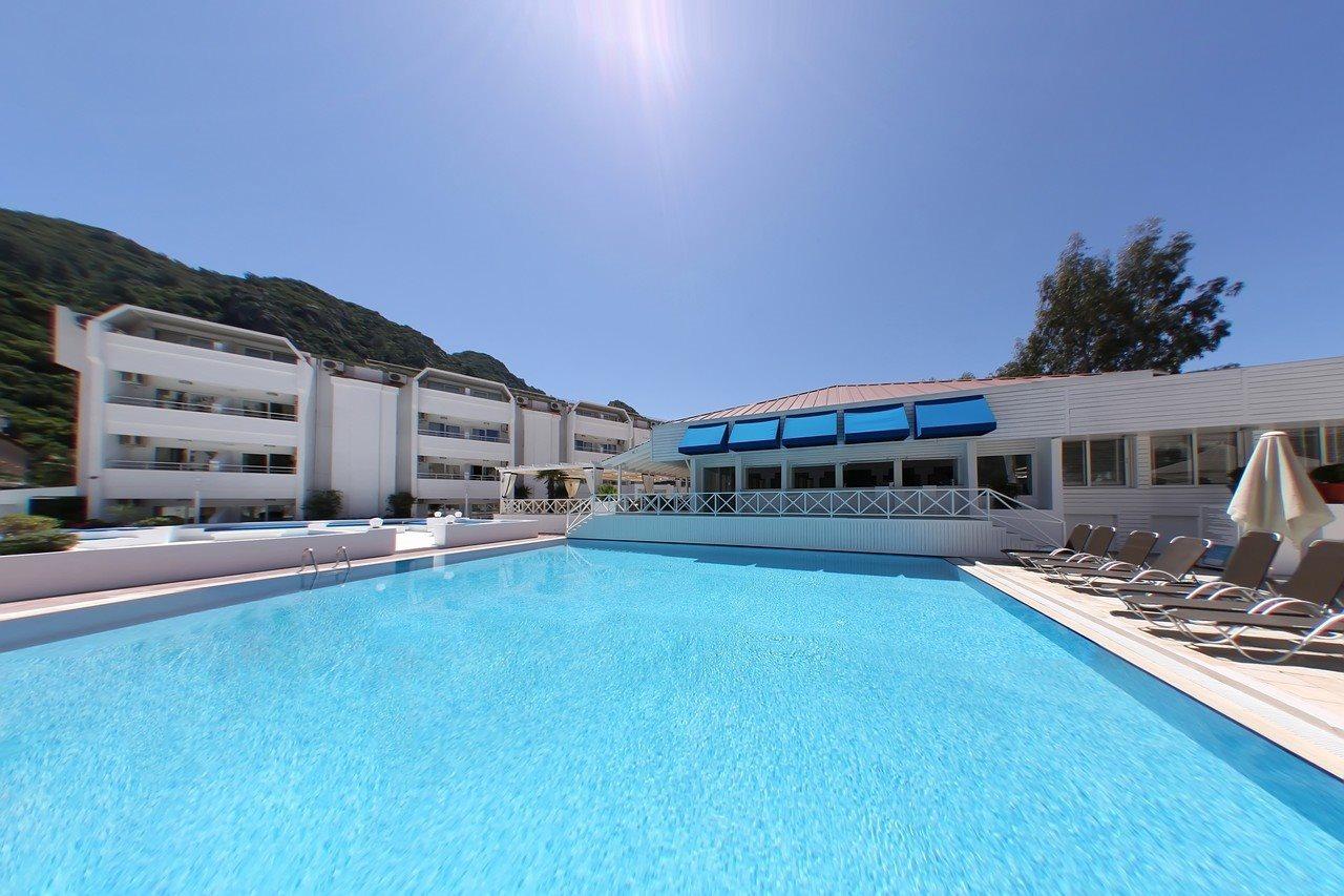 Faros Premium Beach 马尔马里斯 外观 照片