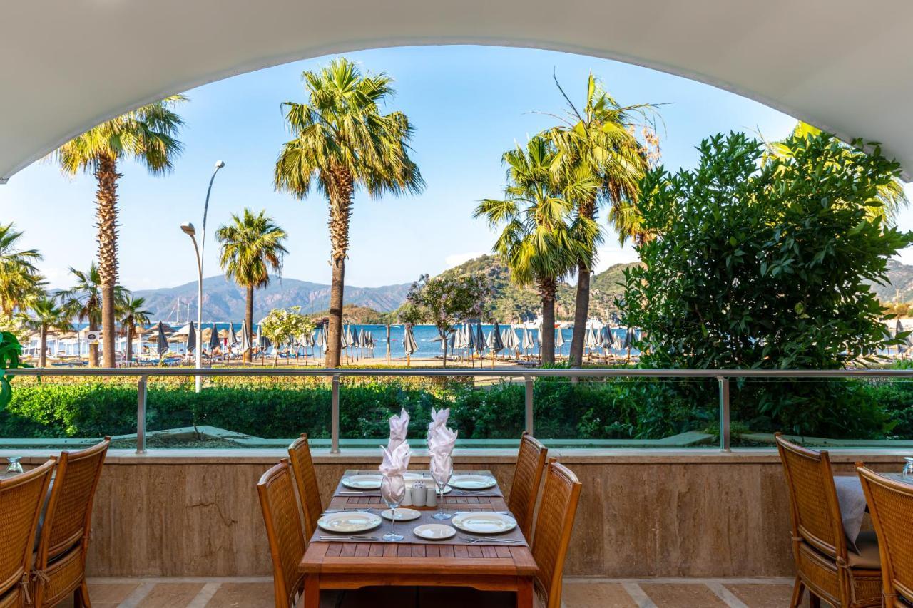 Faros Premium Beach 马尔马里斯 外观 照片