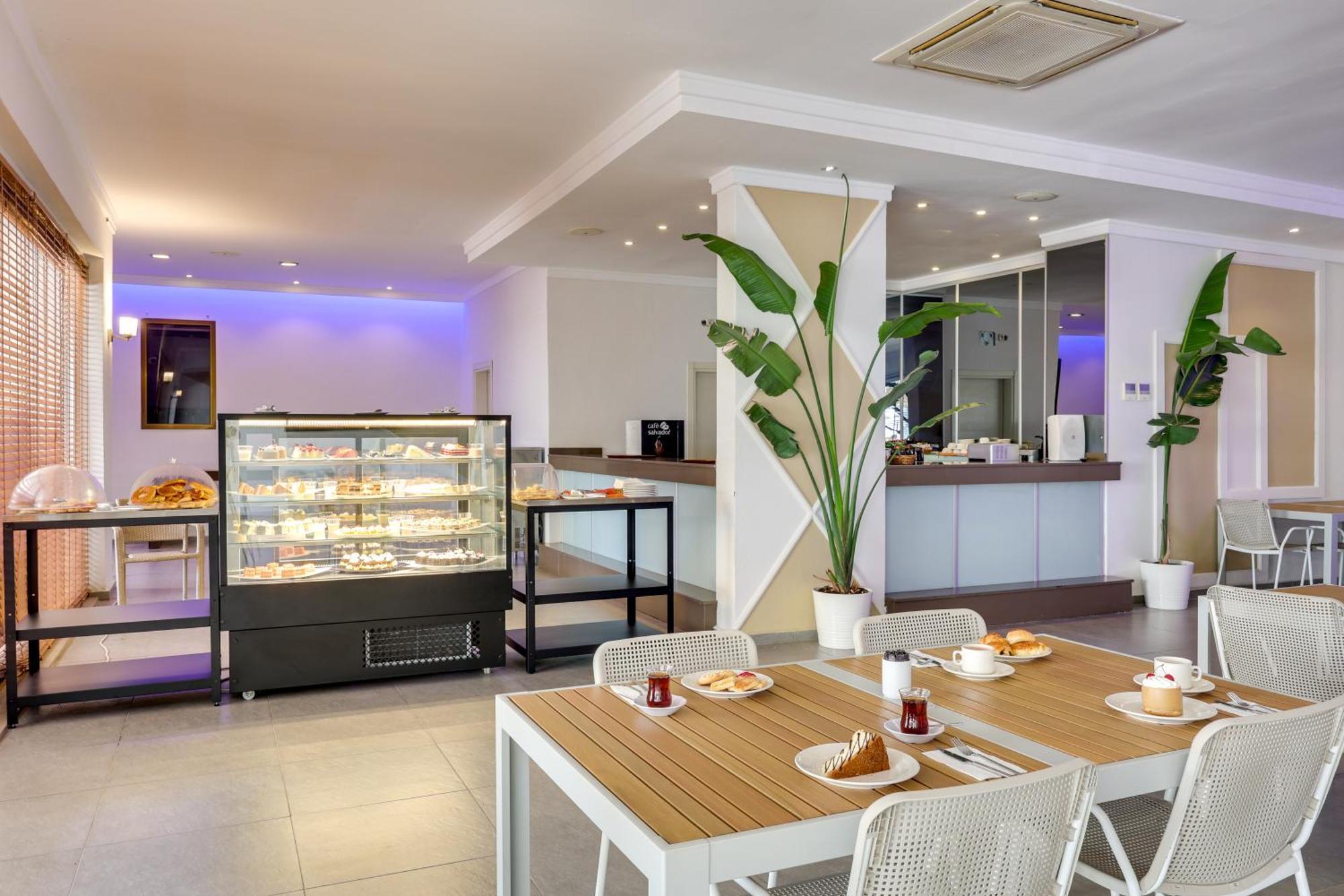 Faros Premium Beach 马尔马里斯 外观 照片